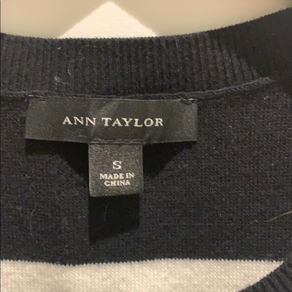 Spring summer sweater - Picture 2 of 3